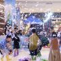 Pentacity Shopping Venue bersama PT. EFATA GRASIA INDONESIA menghadirkan pengalaman unik musim dingin melalui Buzz Snow Story “Winter Wonderland”. (dok: hilman/katakaltim.com)