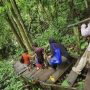 Akses menuju air terjun Jantur Inar di Kabupaten Kutai Barat. (Dok: hadi/ katakaltim)