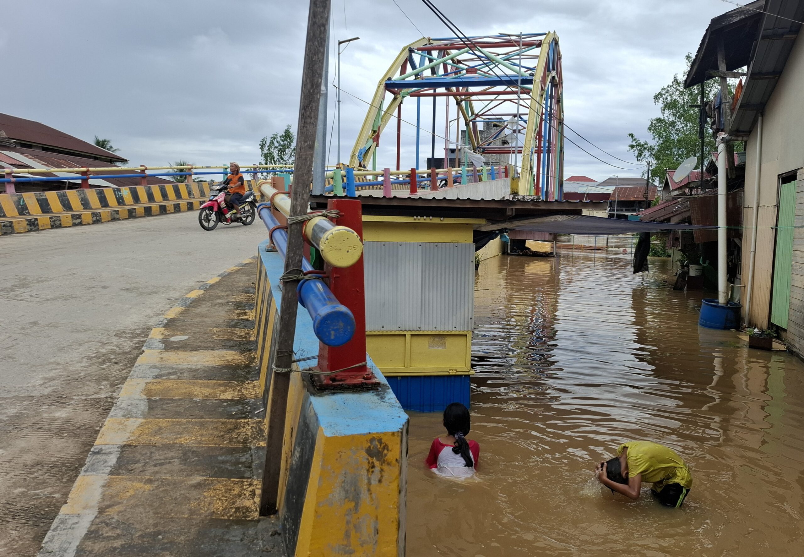 Jembatan Masabang, Kecamatan Sangatta Selatan (dok: caca/katakaltim)