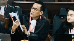 Refly Harun, Kuasa Hukum pasangan calon kepala daerah Kaltim Isran Noor dan Hadi Mulyadi saat memberikan keterangan di Mahakam Konstitusi, Kamis 9 Januari 2025 (dok: tangkapan layar/youtube Mahkamah Konstitusi)