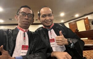 Kuasa hukum Rudy-Seno, Agus Amri (kiri), menyatakan kesiapannya menghadapi gugatan yang diajukan oleh pihak paslon nomor urut 01, Isran Noor-Hadi Mulyadi dalam Sidang lanjutan sengketa hasil Pemilihan Kepala Daerah (Pilkada) Kaltim 2024 ini akan digelar, Selasa (21/1/2025) mendatang. (Dok: hilman/katakaltim)