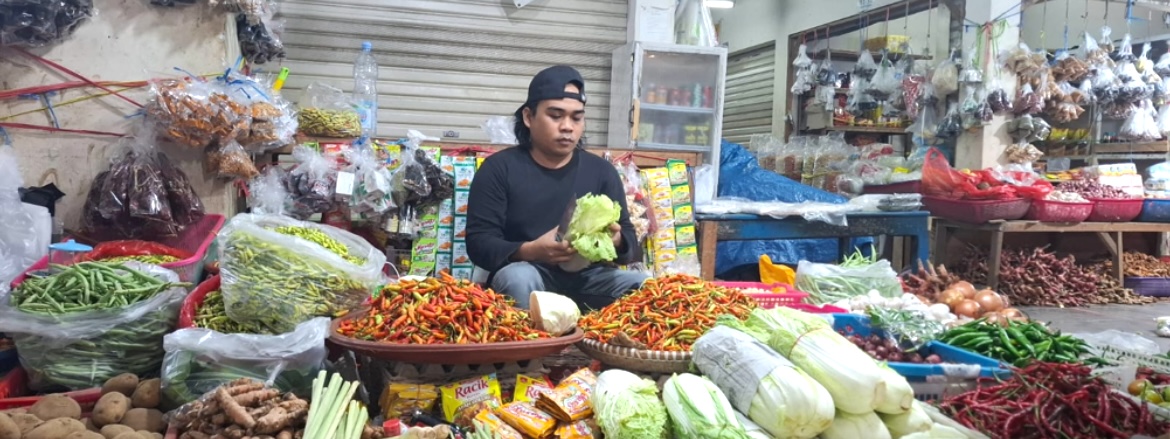 Pedagang di Pasar Rawa Indah Kota Bontang (dok: yub/katakaltim)