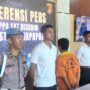 Pelaku rudapaksa anak di bawah umur berinisial S (47) warga Balikpapan yang sehari-hari bekerja sebagai tukang bakso saat dibawa ke Unit PPA Satreskrim Polresta Balikpapan, Senin (10/2/2025). (Dok: hlm/katakaltim)