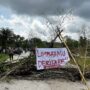 Aksi yang dilakukan warga muara badak di Kutai Kartanegara terkait masalah limbah yang membuat ratusan nelayan Kerang Dara gagal panen (dok: APNKD)