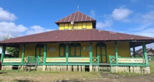 Masjid pertama di Bumi Batiwakkal, Berau, Masjid Imanuddin (dok: asrin/katakaltim)