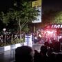 Night Race Drag Bike 2025 yang diselenggarakan Polresta Samarinda bekerjasama dengan IMI, di jalan Kesuma Bangsa, Kecamatan Samarinda Ulu, Minggu (16/3/2025) (Dok: ali/katakaltim)