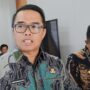 Wabup Kutim Mahyunadi didampingi Kadisdikbud Kutim Mulyono (dok: ist)