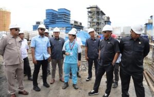 Komisi C DPRD Bontang kunjungi Perusahaan Energi Unggul Persada (PT EUP) di Kota Bontang, Senin 5 Mei 2025 (dok: agu/katakaltim)