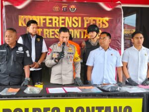 Polres Bontang gelar konferensi pers di Mako Polres Bontang, Rabu 7 Mei 2025 (dok: salsabila/katakaltim)