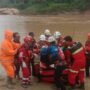 Evakuasi korban tenggelam di Sungai Kabo Sangatta (dok: ainun/katakaltim)