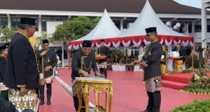 Kadisdikbud Balikpapan Irvan Taufik saat MoU bersama tiga OPD dalam rangka dalam menciptakan lingkungan belajar yang lebih aman, sehat, dan berintegritas, Jumat (2/5/2025) (dok: hlm/katakaltim)