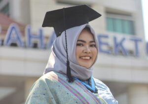 Dr. Indrayani (Pakar Pendidikan dan Dosen Universitas Balikpapan). (Dok: pribadi)