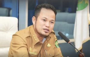 Gubernur Kaltim Rudy Mas’ud saat menerima kunjungan Kepala KSOP membahas masalah penabrakan Jembatan Mahakam (dok: Pemprovkaltim)