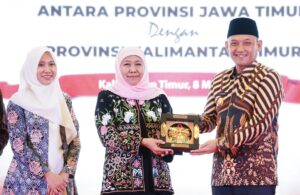 Gubernur Jawa Timur Khofifah Indar Parawansa memimpin Misi Dagang di Kaltim. Berlangsung di Kota Balikpapan, Kamis (8/5). (Dok: Humas Pemprov Jatim)