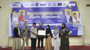 Lembaga Amil Zakat Baitul Maal Barakatul Ummah (LAZ BMBU) Kota Bontang menyalurkan dana sebanyak Rp125 Juta untuk sektor pendidikan, Sabtu 10 Mei 2025 (dok: Caca/katakaltim)