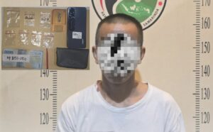 Seorang pria berusia 43 tahun dengan inisial S ditangkap dalam sebuah operasi di Teluk Lerong Ilir, Samarinda Ulu, Jumat 9 Mei 2025 lalu (dok: Ali/katakaltim)