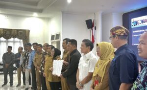 Pemkot Bontang bersama DPRD Bontang, DPRD Kaltim, dalam agenda Musrenbang RPJMD Bontang, Senin 19 Mei 2025 (dok: Agu/katakaltim)