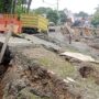 BPJN Kaltim saat ini tengah melakukan penanganan darurat terhadap akses jalan yang terdampak longsor di Desa Batuah, Kecamatan Loa Janan, Kabupaten Kutai Kartanegara, Kamis (25/5/2025). (Dok: hlm/katakaltim)