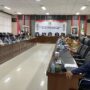Komisi IV DPRD Kaltim gelar Rapat Dengar Pendapat (RDP) membahas pelaksanaan putusan kasasi Mahkamah Agung (MA) dan mengembalikan aktivitas belajar mengajar SMA Negeri 10 Samarinda ke gedung Jalan H.A.M. Rifaddin, Kecamatan Loa Janan Ilir, Kota Samarinda. (Dok: Ali/katakaltim)