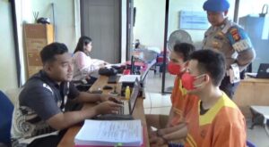 Dua tersangka pengedar narkoba (dok: hlm/katakaltim)