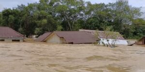 Banjir di Kecamatan Segah, Kabupaten Berau, Selasa 27 Mei 2025 (dok: rin/katakaltim)