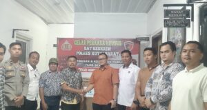 Badan Investigasi Kriminal Kutai Barat (Bareskrim Kubar) memediasi perkara khusus RJ (Restorative Justice) Perusahaan PT Borneo Damai Lestari Raya (PT BDLR) dan masyarakat Kecamatan Nyuatan, Kampung Intu Lingau, Rabu (28/05/2025), di Ruangan Bareskrim Kubar. (Dok: Hadi/katakaltim)