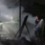 Api menghanguskan 1 rumah di Jalan Trikora, Rt. 22, Kelurahan Simpang Pasir, Kecamatan Palaran, Kota Samarinda, Sabtu, 31 Mei 2025, malam. (Dok: Ali/katakaltim)