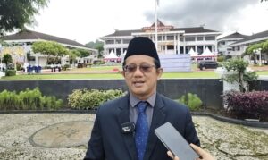 Kepala Kesbangpol Balikpapan, Sutadi (dok: han/katakaltim)