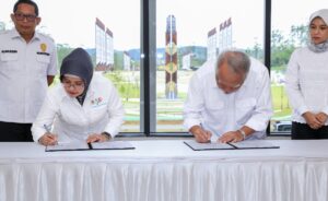 Otorita Ibu Kota Nusantara (IKN) dan Badan Pusat Statistik (BPS) secara resmi menandatangani Nota Kesepahaman atau Memorandum of Understanding (MoU) tentang penyediaan, pemanfaatan, dan pengembangan data dan/atau informasi statistik. (Dok: OIKN)