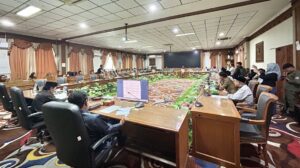 DPRD Kutim gelar Rapat Dengar Pendapat Umum (RDPU) bersama para pelapak, Senin 16 Juni 2025 (dok: Salsabila/katakaltim)