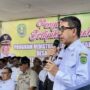 Bupati Kutim, Ardiansyah Sulaiman, saat berkunjung ke Dusun Sidrap, Desa Martadinata, Kecamatan Teluk Pandan, Rabu 18 Juni 2025 (dok: agu/katakaltim)