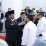 Gubernur Kaltim, Rudy Mas’ud, lantik Kepala Daerah Kukar, Aulia Rahman Basri dan Rendi Solihin (dok: Pemprovkaltim)