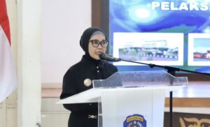 Wali Kota Bontang, Neni Moerniaeni, dalam agenda rapat paripurna, Senin 23 Juni 2025 (dok: Agu/katakaltim)