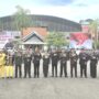 Polres Berau menggelar upacara dalam rangka memperingatin Hari Ulang Tahun Bhayangkara yang ke-79 di Gor Pemuda Tanjung Redeb, Selasa 1 Juli 2025. (Dok: Asrin/katakaltim)